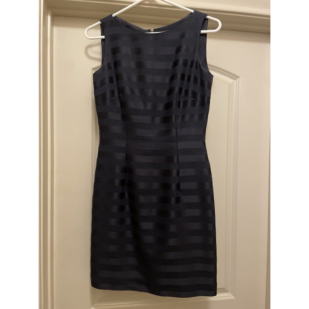Carmen Marc Valvo Women's Sleeveless Black Dress Size 2